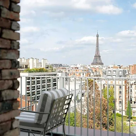 Appart hôtel Edgar - église Paris