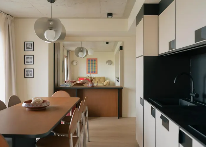 Edgar - Eglise 아파트호텔 4*