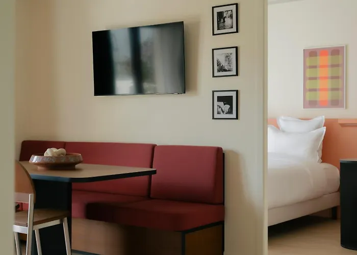 Edgar - Eglise Aparthotel 4*