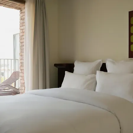 Edgar - Eglise 4* Paris